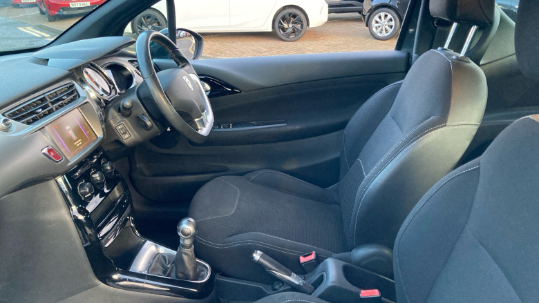 DS 3 1.2 PureTech 82 Chic 3dr Petrol Hatchback